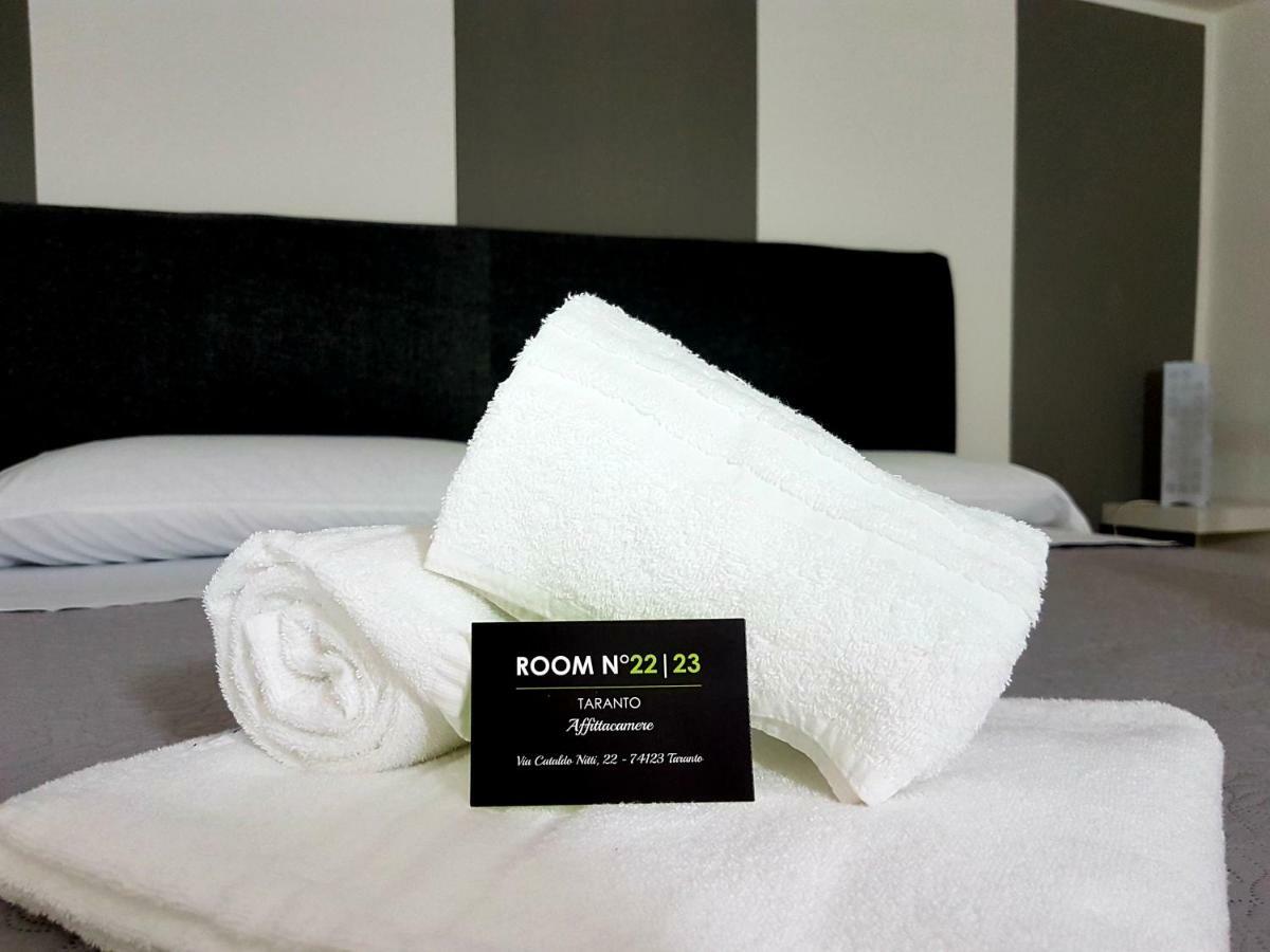 Room N.23 Taranto Eksteriør billede